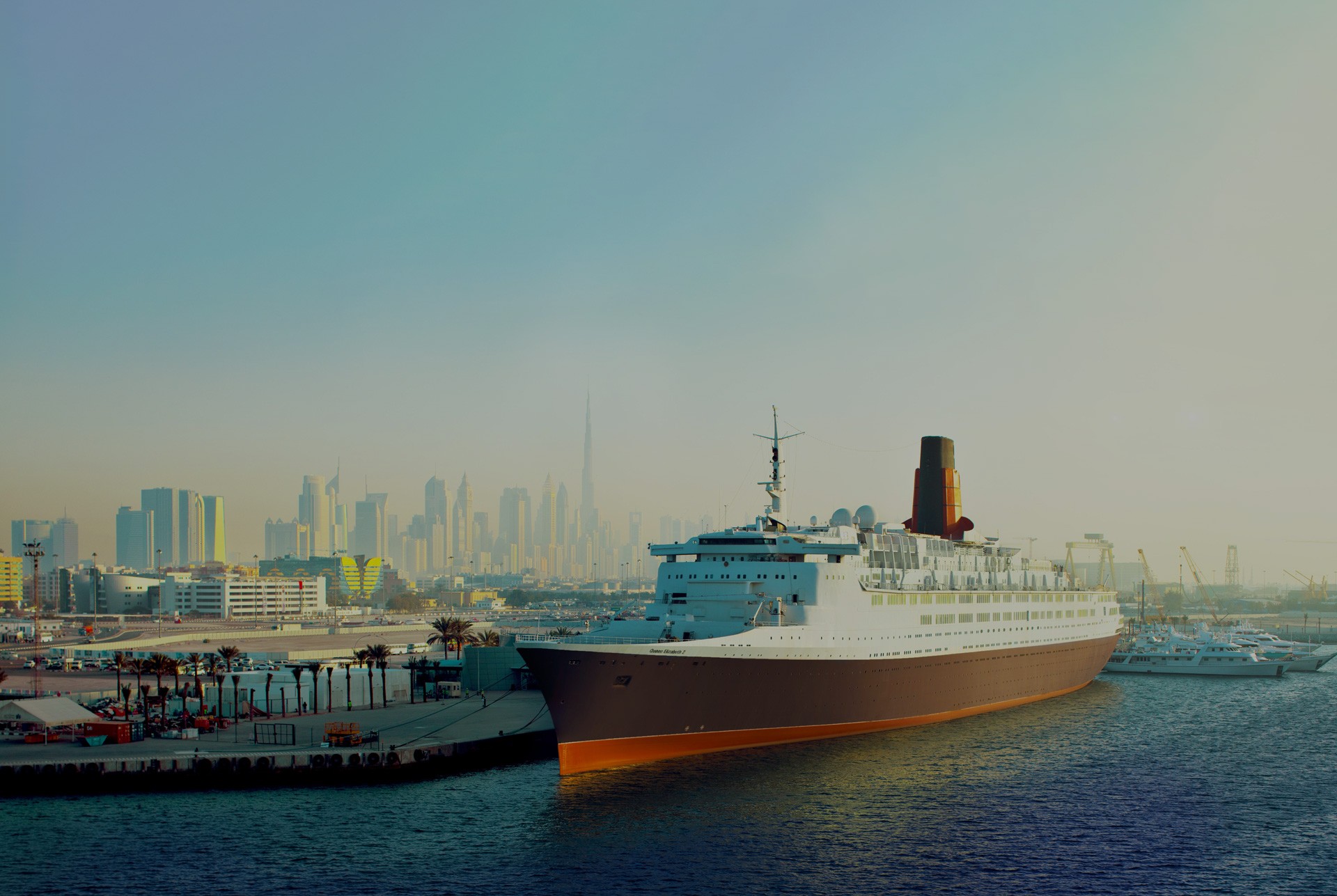 Queen Elizabeth 2